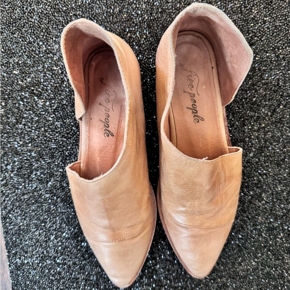 Free People Camel Leather Flats - Picture 1 of 17